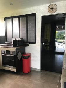Kuchyň nebo kuchyňský kout v ubytování GRAND T2 TOUT CONFORT , EMPLACEMENT IDEAL