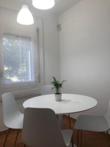 Posedenie v ubytovaní Casa Veuràs Girona - Montilivi