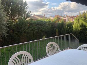 Balkón alebo terasa v ubytovaní Casa Veuràs Girona - Montilivi