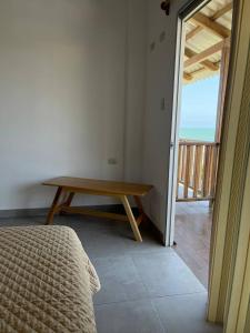 Rõdu või terrass majutusasutuses Samana Hostal, Puerto Engabao