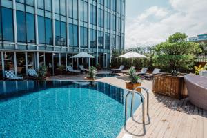Sundlaugin á Radisson Blu Hotel Batumi eða í nágrenninu