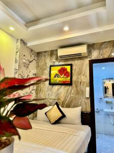 Khu vực ghế ngồi tại DDA Hotel District 1- Bùi Viện-Đề Thám Walking Street