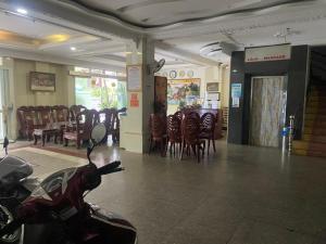 Restaurace v ubytování Khách Sạn Thanh Hồng