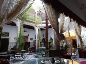Riad Chennaoui的休息区