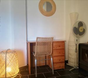 A seating area at Casa corasol, a cozy, comfy, 2BR house- panoramic view and rooftop