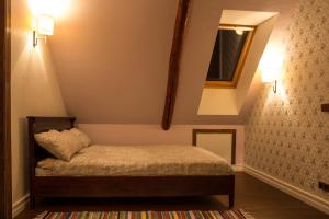Postel nebo postele na pokoji v ubytování Kalurikodu Holiday Home