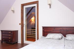 Postel nebo postele na pokoji v ubytování Kalurikodu Holiday Home