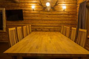 TV a/nebo společenská místnost v ubytování Kalurikodu Holiday Home