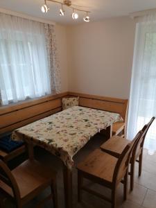 Posezení v ubytování Ferienwohnung Weppermühle