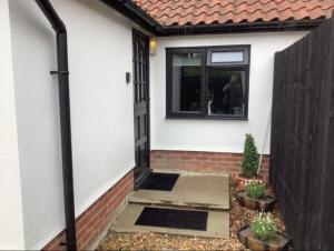 Patio nebo venkovní prostory v ubytování Middle Tree, ideal modern cottage