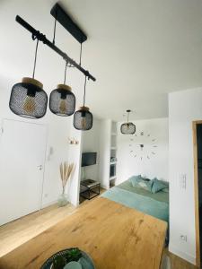 Posteľ alebo postele v izbe v ubytovaní Superbe studio moderne chic