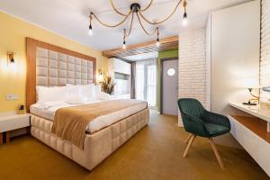 Кровать или кровати в номере Razelm Luxury Resort