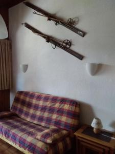 Hameau 4 saisons 124C - Appartement 5 pers - Chatel Reservationにあるシーティングエリア