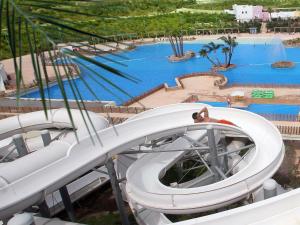 Basen w obiekcie Magic Natura Resort lub w pobliżu