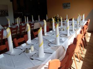 Restaurace v ubytování Pension Všeruby