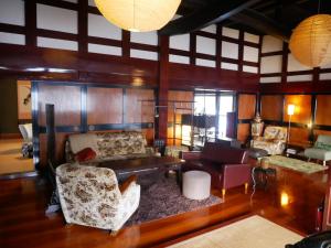 Posezení v ubytování 駅前宿舎 禪 shared house zen