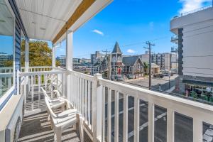 Ein Balkon oder eine Terrasse in der Unterkunft Beach Bum Inn