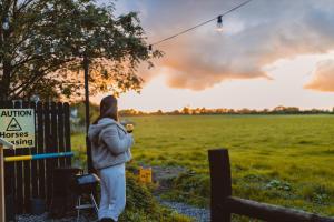 Clients de The Horrrsebox Tinyhouse Glamping