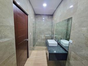 Koupelna v ubytování Hotel Cayuga