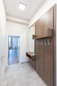 A kitchen or kitchenette at A37 Awesome Apartments