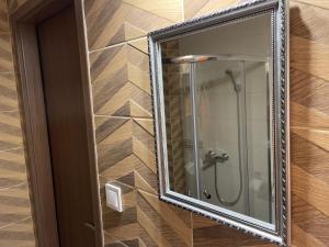 Kúpeľňa v ubytovaní Kovács Apartmanház