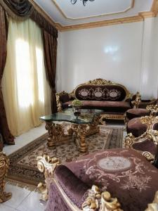 A seating area at Pyramids House inn