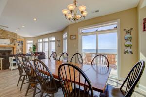Gallery image of Come Sail Away in North Topsail Beach +22 photos