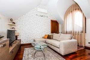 Zdjęcie z galerii obiektu Prestigioso appartamento di 70mq vicino Milano w mieście Legnano +21 zdjęć