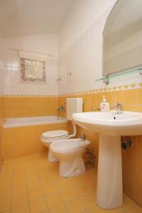 Koupelna v ubytování Apartments and rooms with parking space Cunski, Losinj - 2498