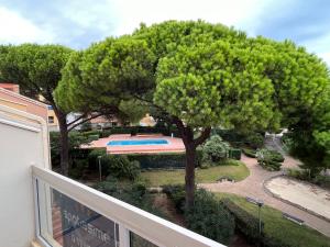 Fotografia z galérie ubytovania Duplex meublé avec terrasse dans résidence avec piscine v destinácii Cap d'Agde