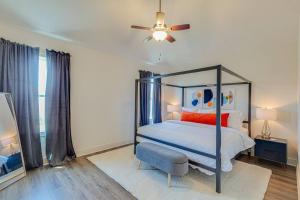 a bedroom with a bed and a ceiling fan at #BestStayEverNashville in Nashville