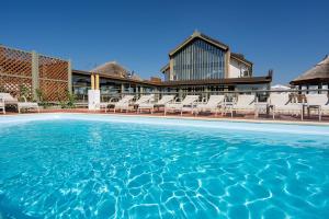 Бассейн в Razelm Luxury Resort или поблизости