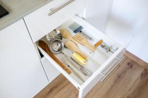 A kitchen or kitchenette at Apartmán na Jednotke