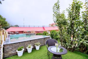 Cygnett Resort Mountain Breeze内部或周边的泳池