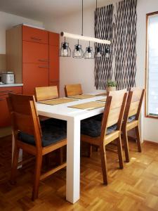 Kuchyň nebo kuchyňský kout v ubytování Ferienhaus DANA