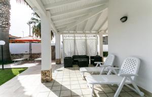 A seating area at Villa Cavarra