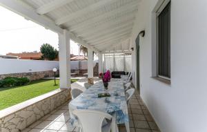 A balcony or terrace at Villa Cavarra