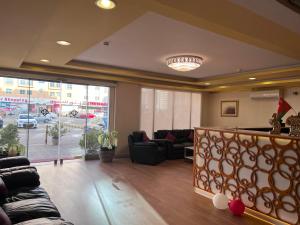 AL MANAF  SUITES