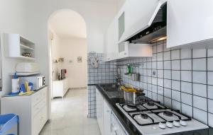 A kitchen or kitchenette at Villa Cavarra