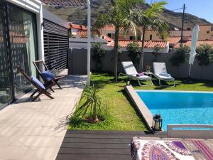 Gallery image of Pool House, Like a Private Boutique Hotel in Machico