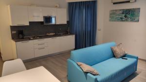 Η κουζίνα ή μικρή κουζίνα στο monolocale in centro storico