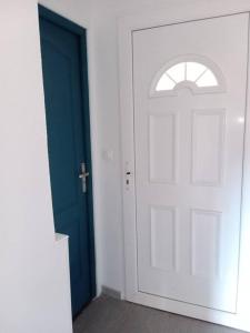 Gallery image of Pounette, appartement duplex, centre / thermes in Luxeuil-les-Bains