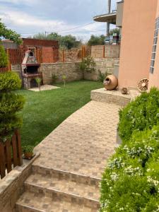 A garden outside Manti