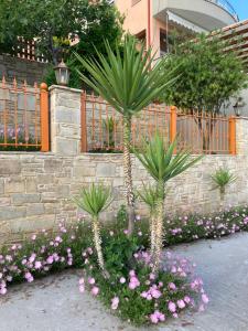 A garden outside Manti