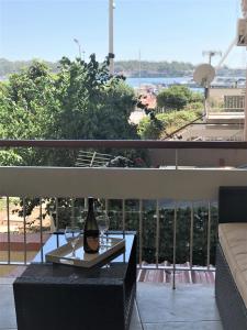 Balkón alebo terasa v ubytovaní Waterfront Glyfada