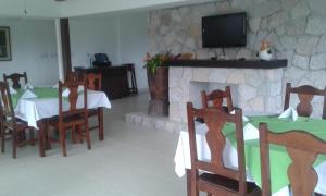 A restaurant or other place to eat at Hotel Campestre