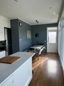 Cucina o angolo cottura di Seydisfjördur Apartment