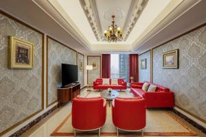 Dusit Hotel & Suites - Doha電視和／或娛樂中心