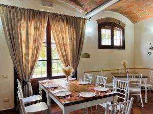 A seating area at Agriturismo Sabidor