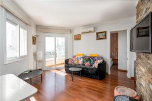Posezení v ubytování WELCS APARTAMENTO 015 EMP con terraza y vistas